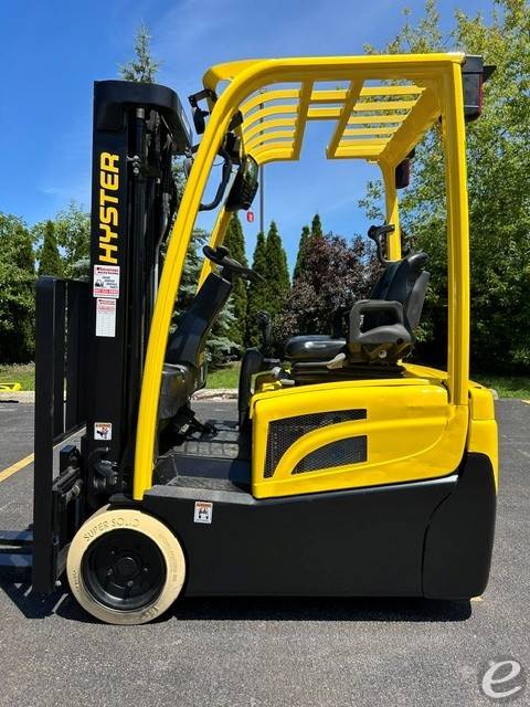 2020 Hyster J30XNT