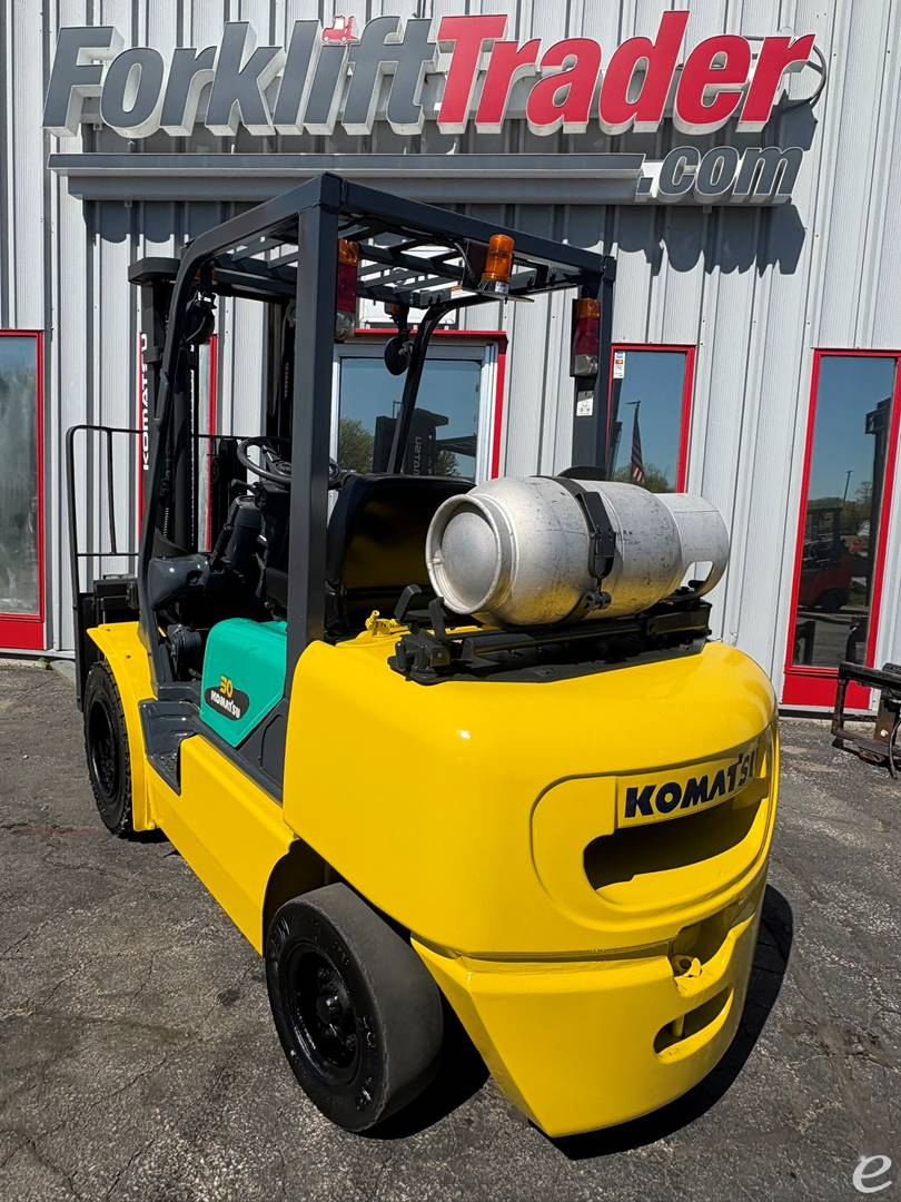 2005 Komatsu FG30HTLS-14