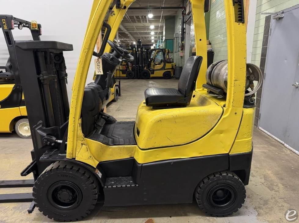 2017 Hyster H30FT