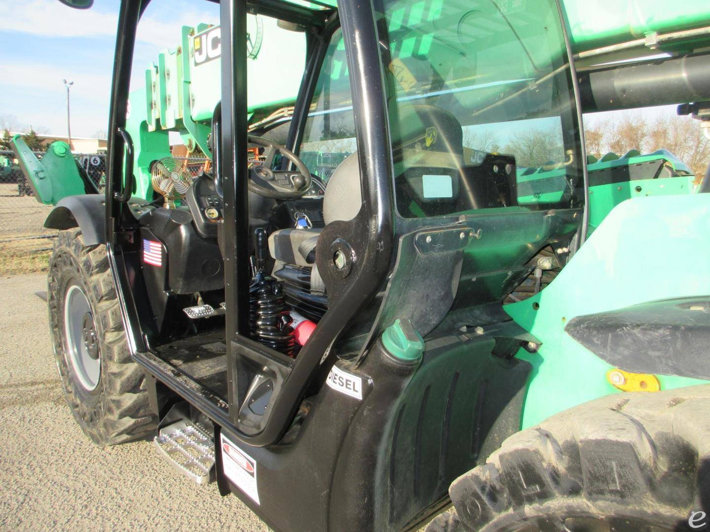 2015 JCB 510-56
