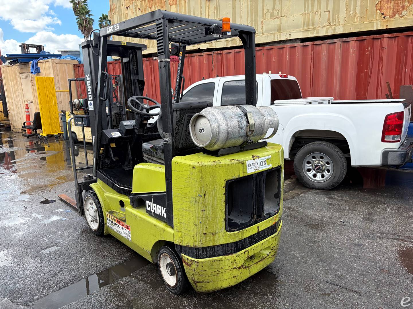 2005 Clark CGC25