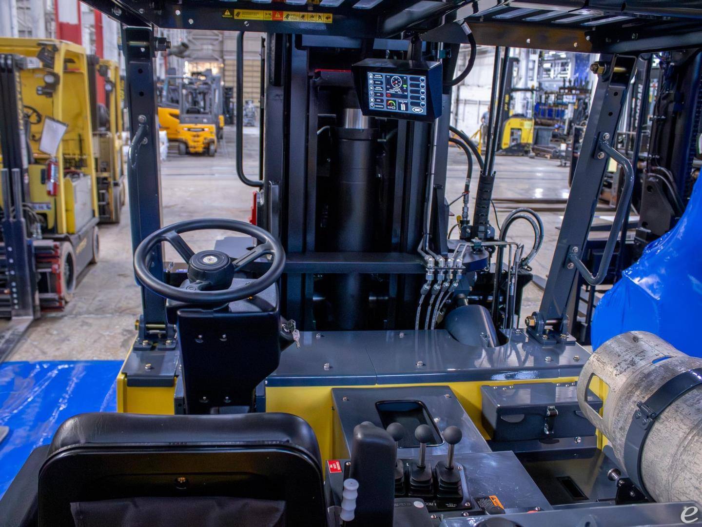 2027 Hoist Liftruck FR25-35