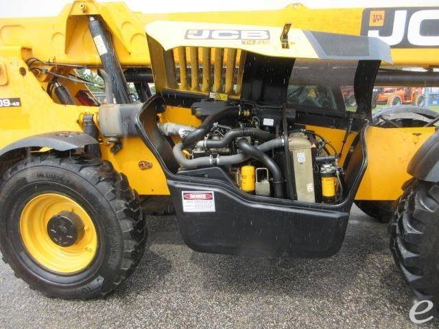 2017 JCB 509-42
