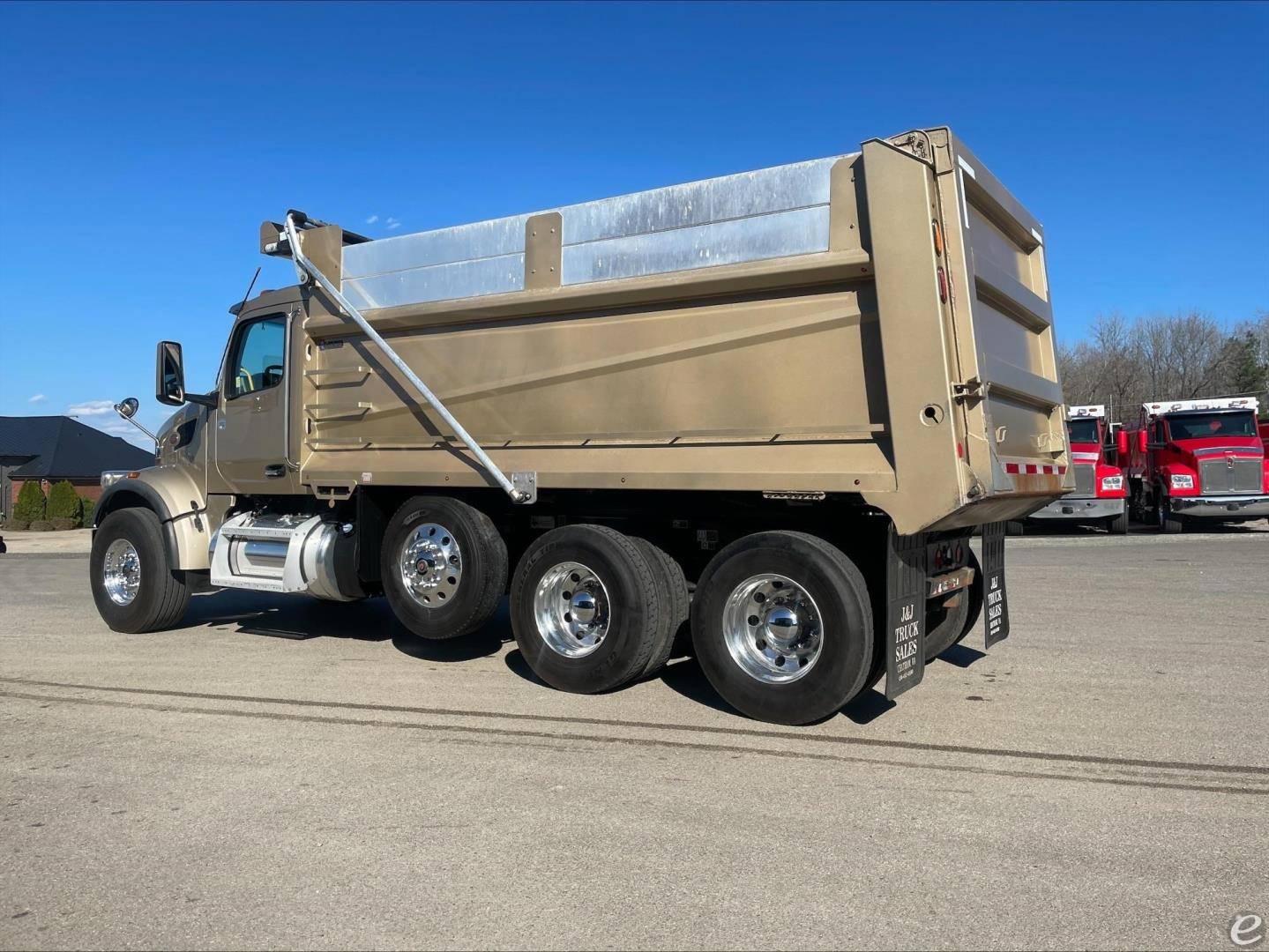 2024 Peterbilt 567