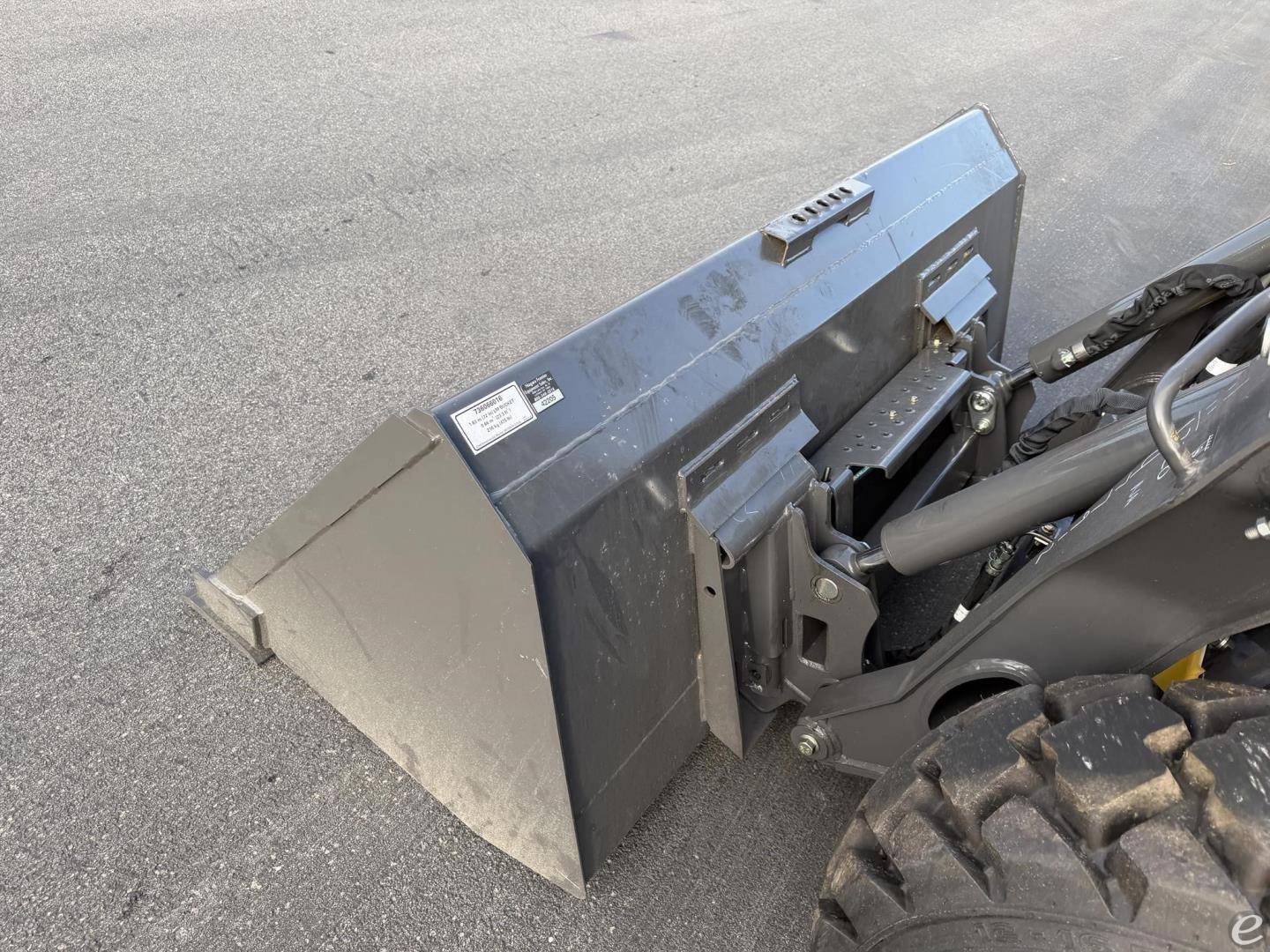 2026 New Holland 72