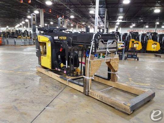2017 Hyster N45ZR2-21.5 Electric Reach Truck - 123Forklift