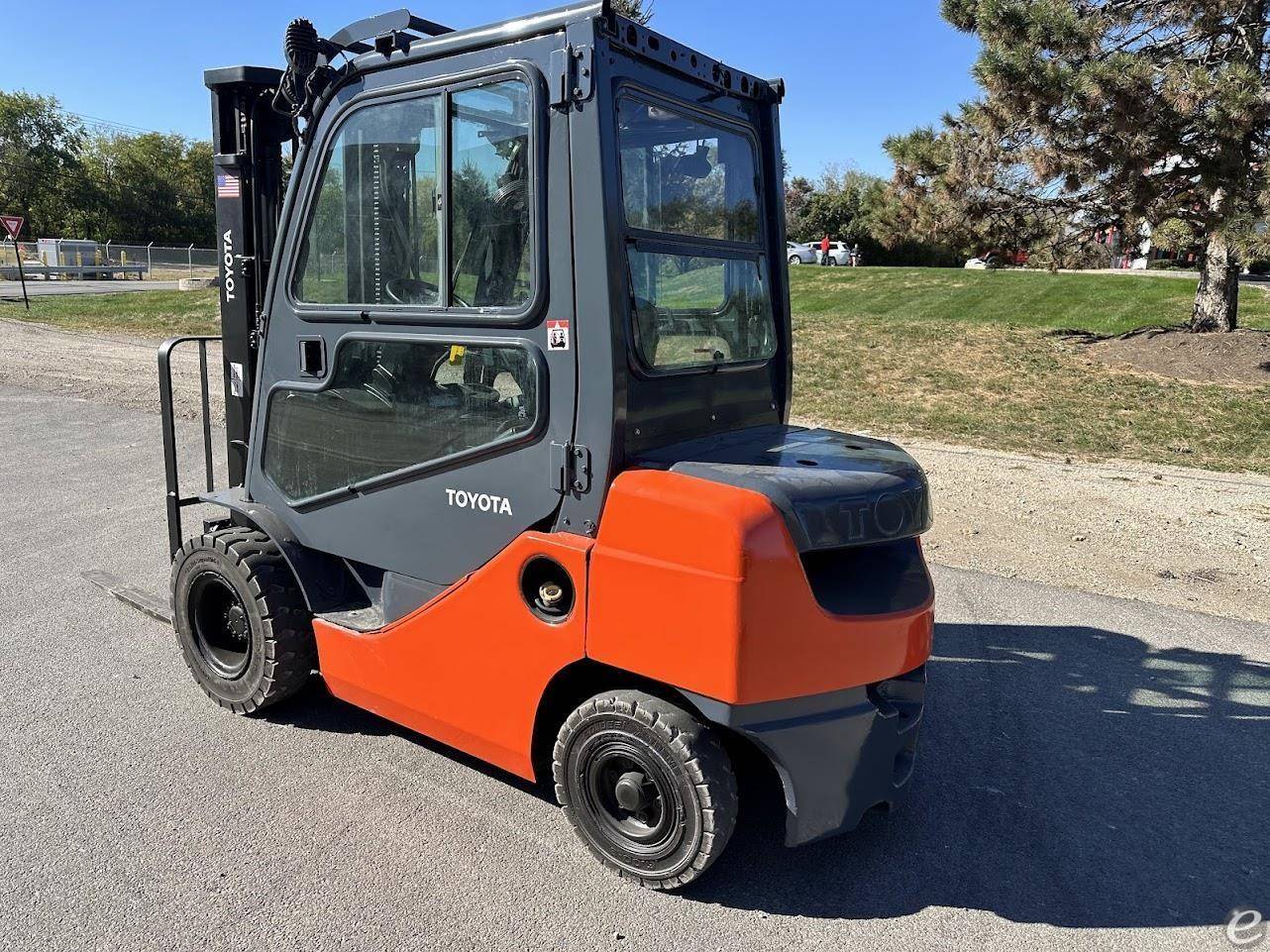 2014 Toyota 8FDU25 Diesel Forklift - 123Forklift