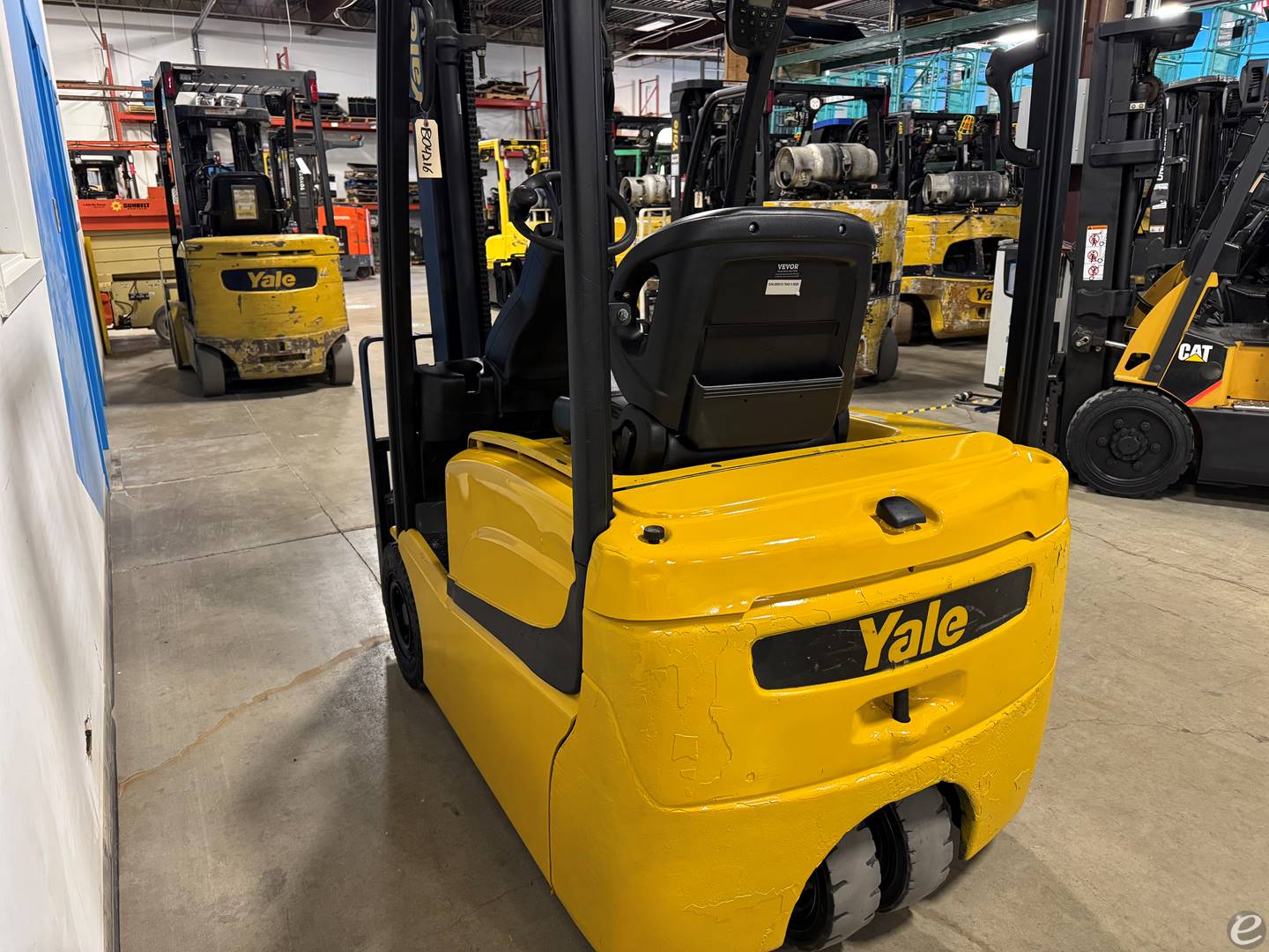 2019 Yale ERP040VT
