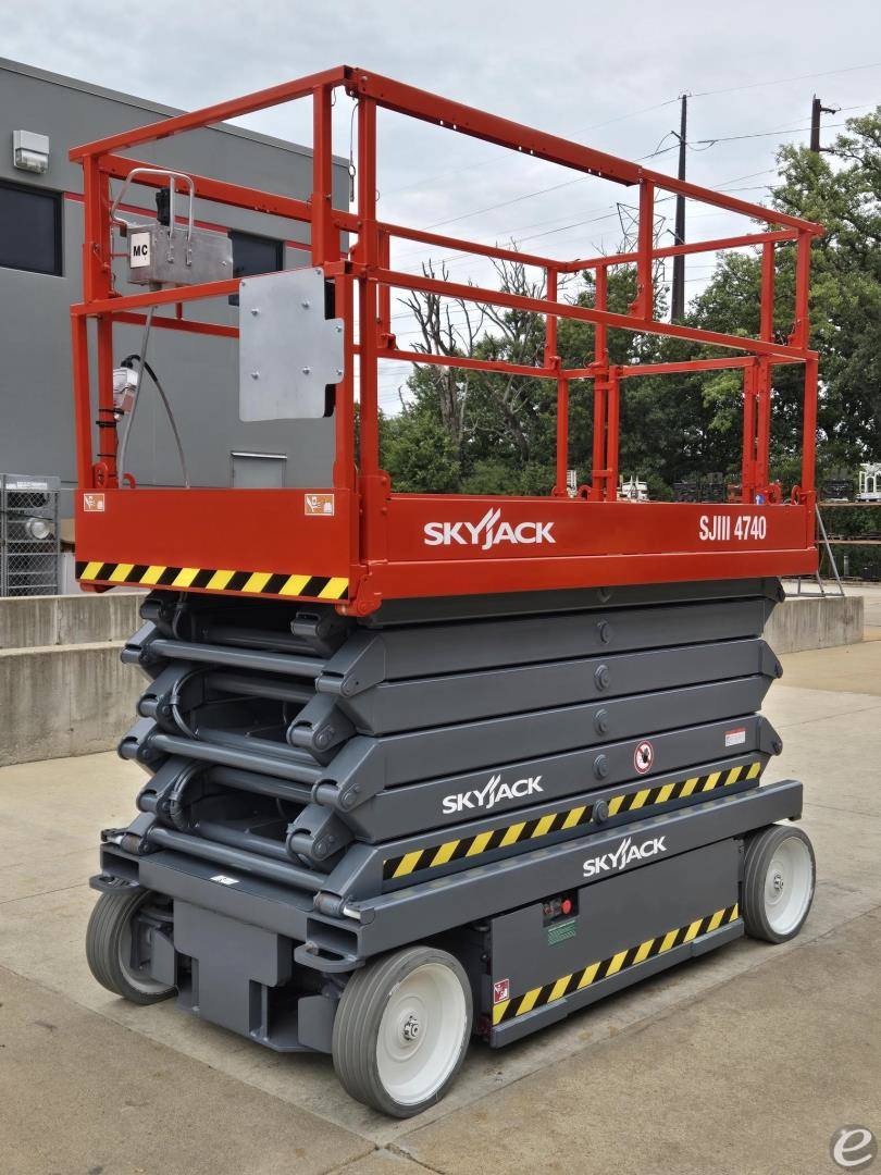 2017 Skyjack SJIII4740