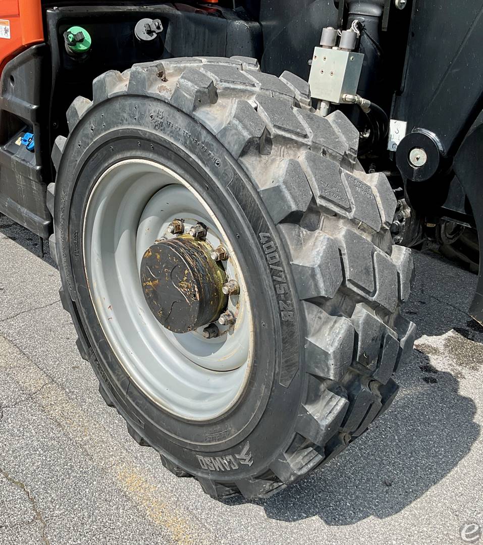 2020 JLG 1255