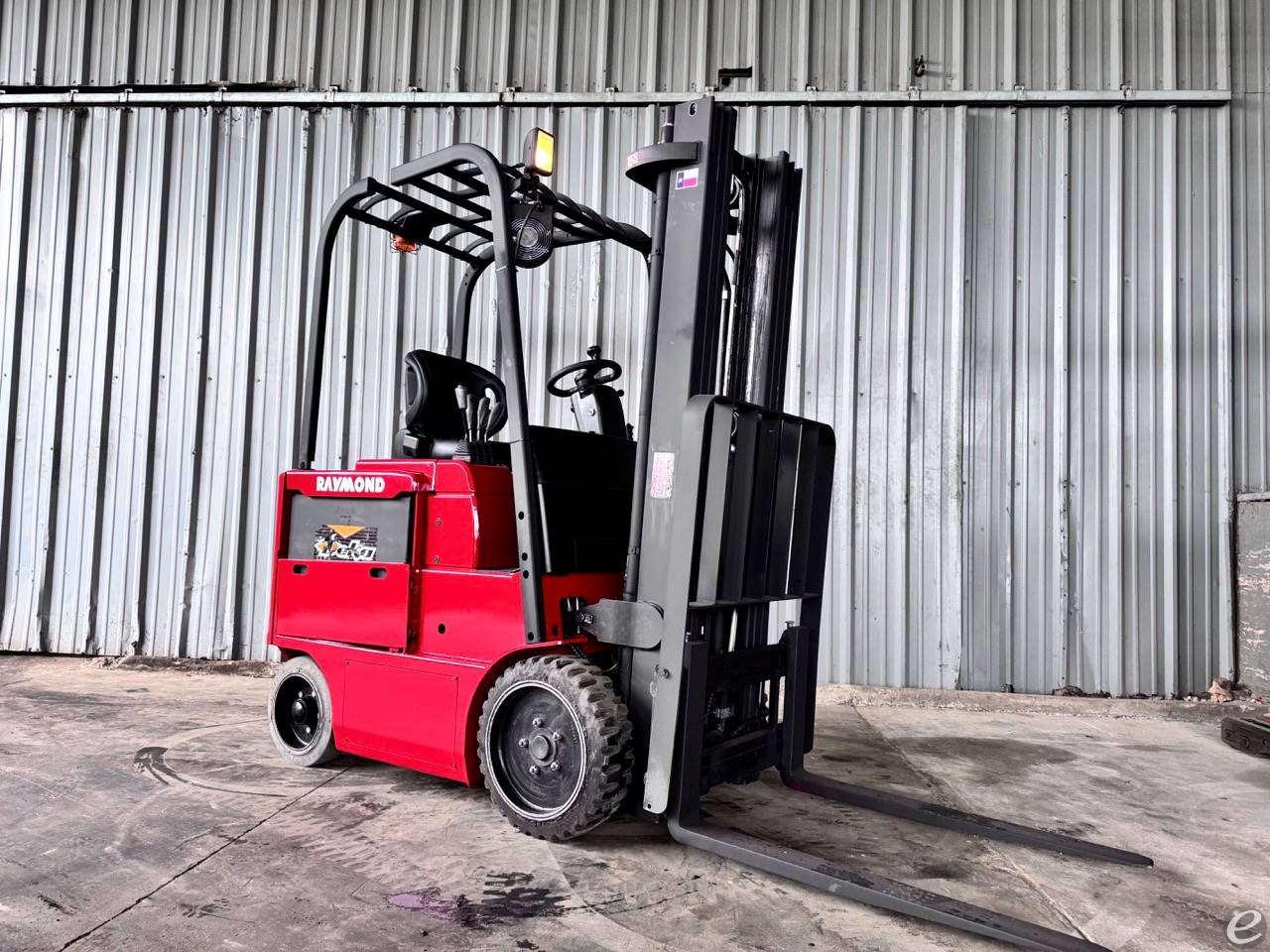 2014 Raymond 470-C40TT Electric Forklift - 123Forklift