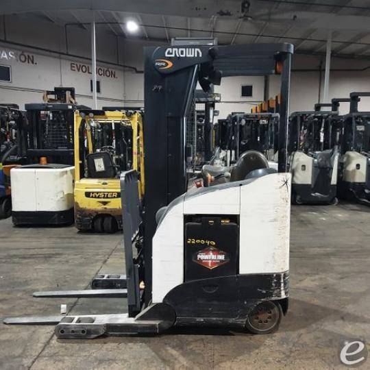 2018 Crown RR5725-45