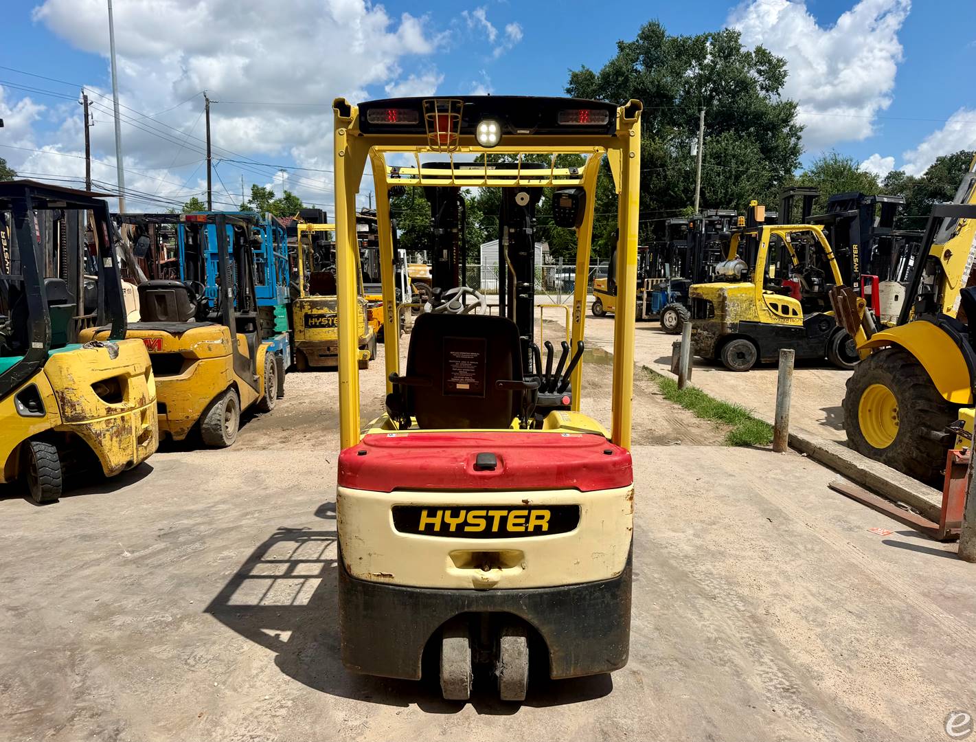 2017 Hyster J35XNT