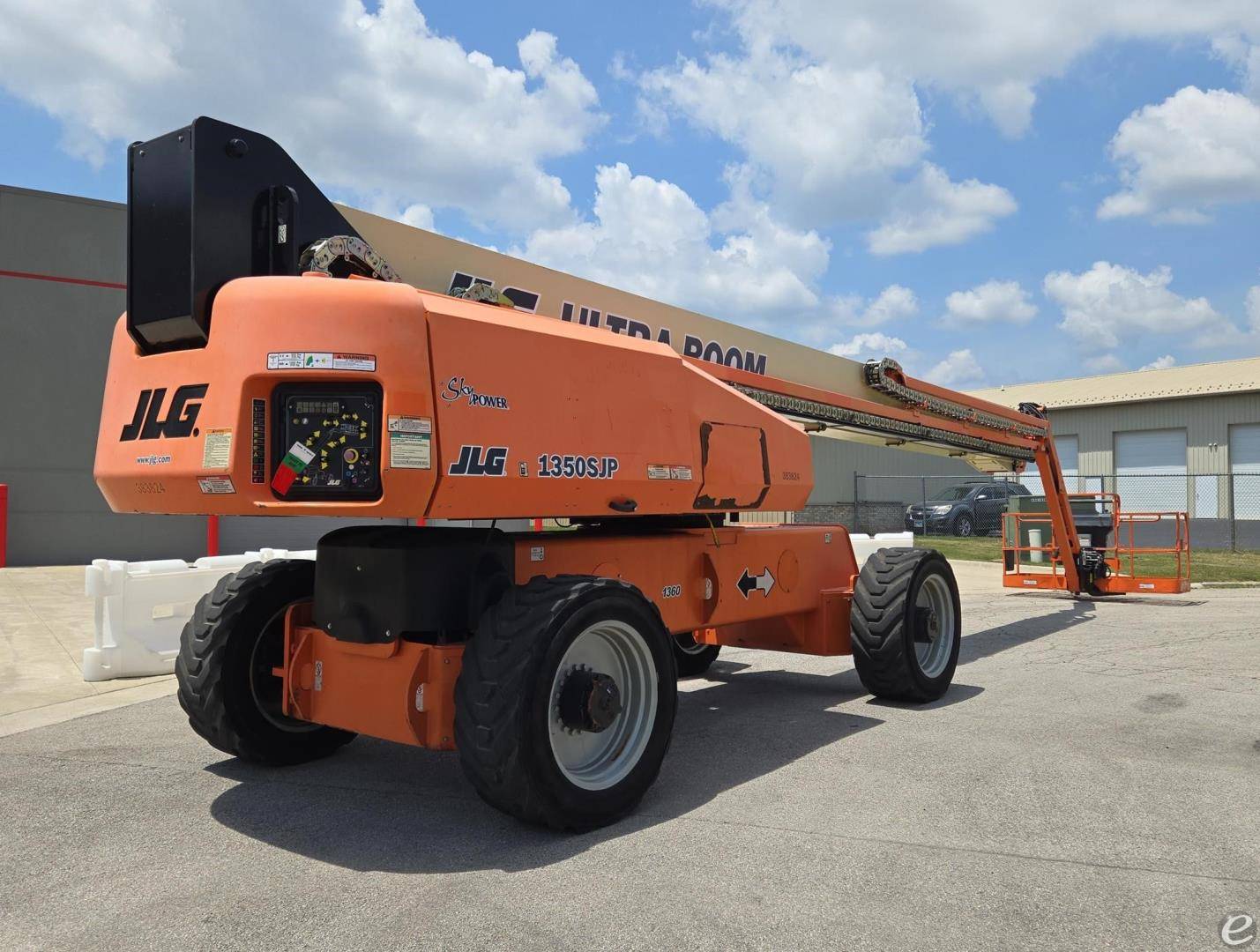 2009 JLG 1350SJP