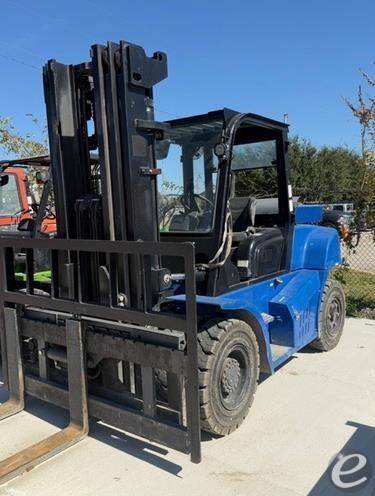 2022 Viper Lift Trucks FD70