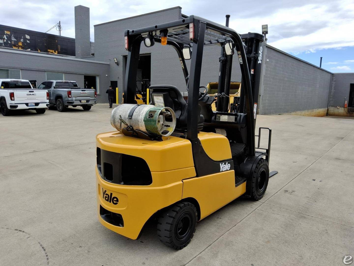 2014 Yale GLP050LX
