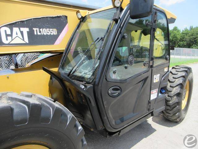 2017 Cat TL1055D