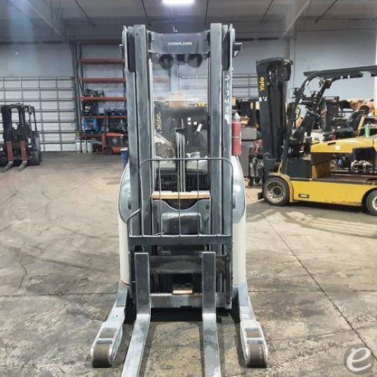 2016 Crown RR5725-45