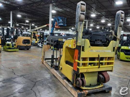 2017 Hyster N45ZR2-21.5 Electric Reach Truck - 123Forklift