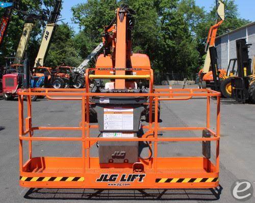 2017 JLG 1350SJP
