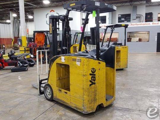 2015 Yale ESC030 Electric Forklift - 123Forklift