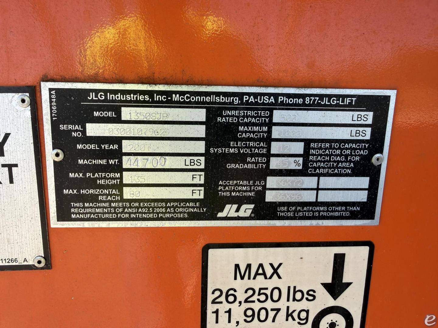 2007 JLG 1350SJP