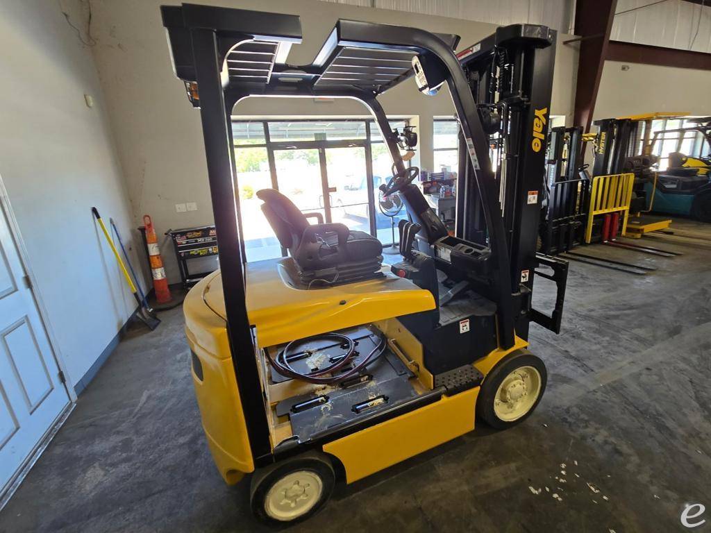 2013 Yale ERC060VG