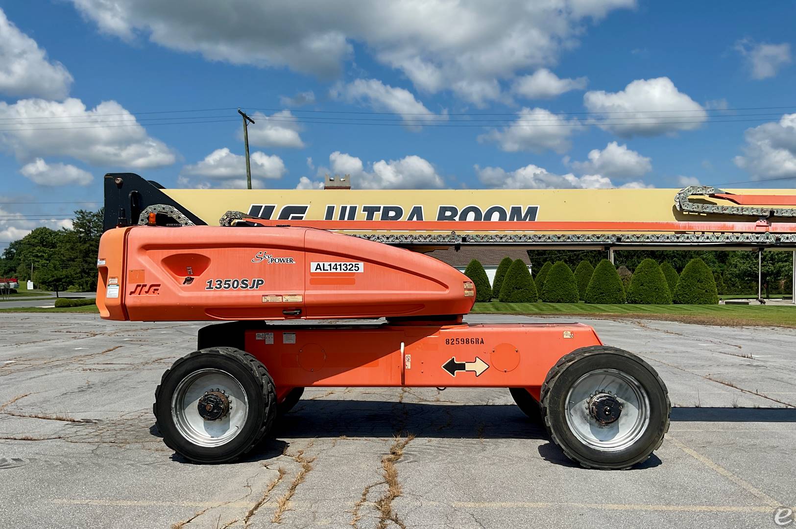 2017 JLG 1350SJP