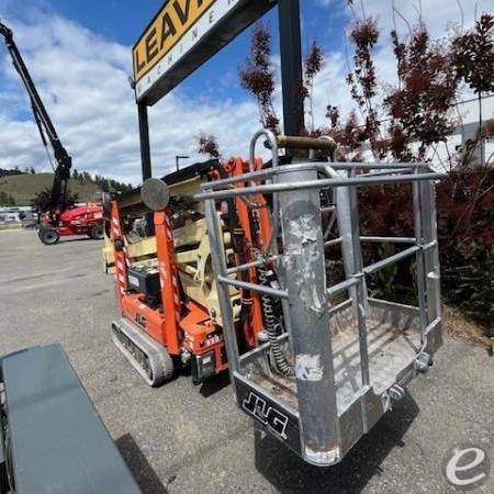 2017 JLG X600AJ