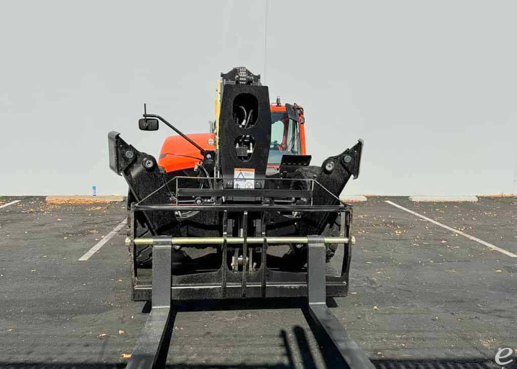 2026 JLG 1255