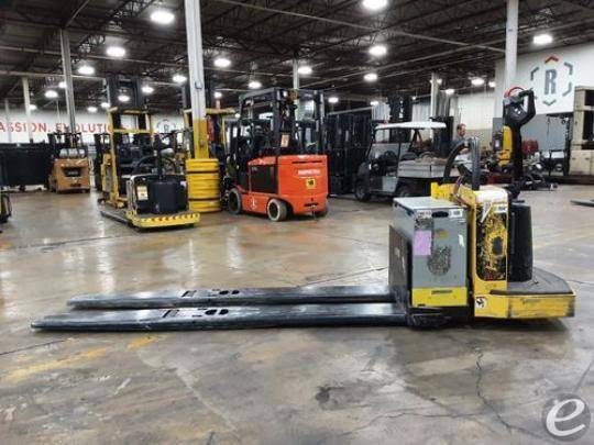 2017 Hyster B80ZHD Electric Forklift - 123Forklift