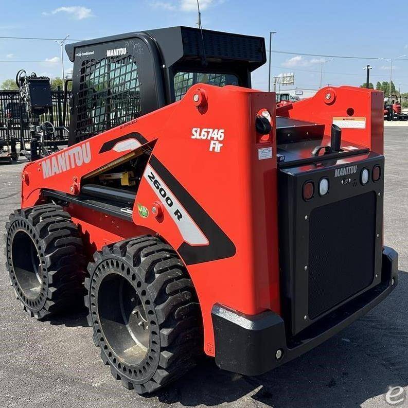 2023 Manitou 2600R