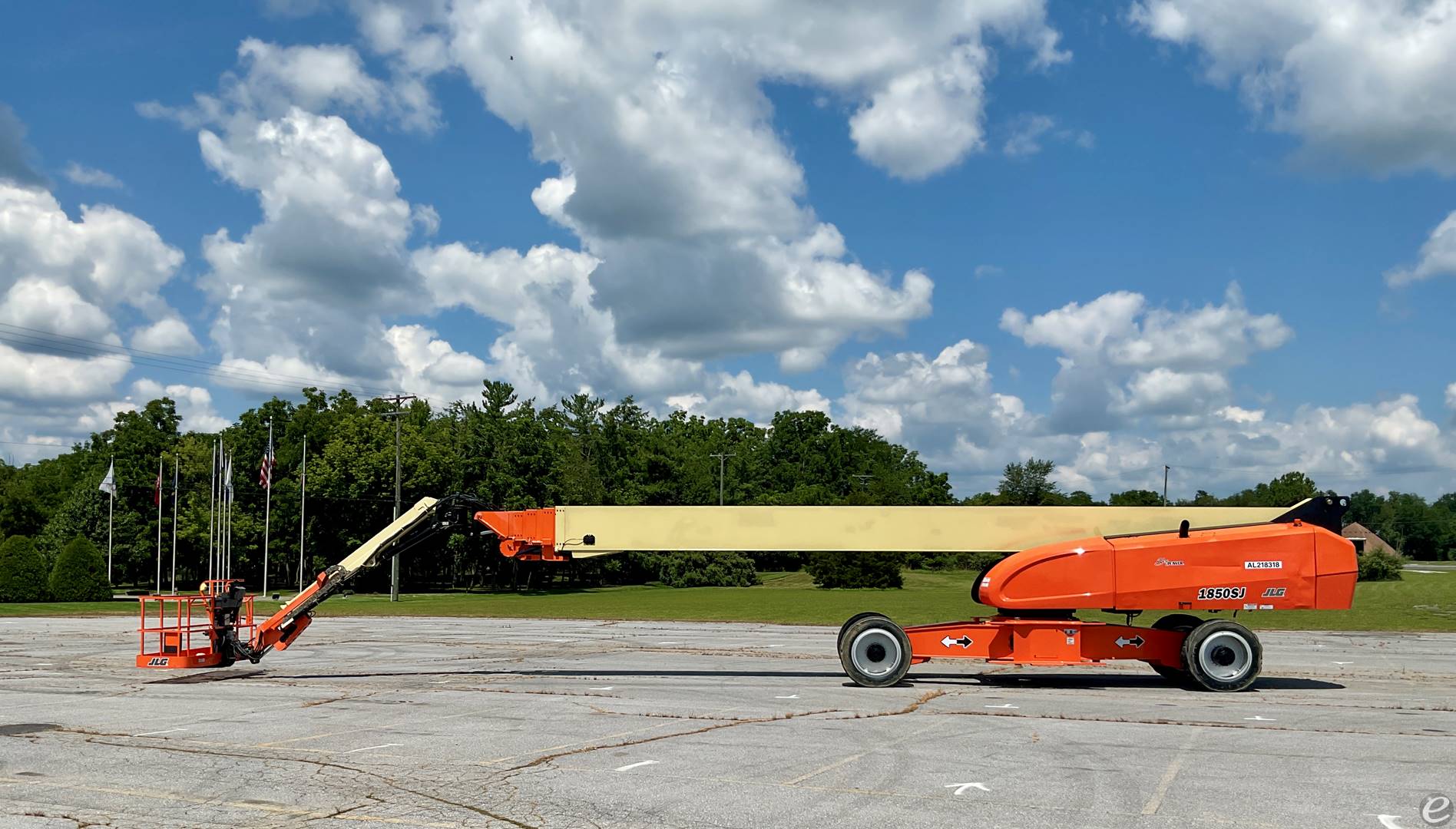 2017 JLG 1850SJP