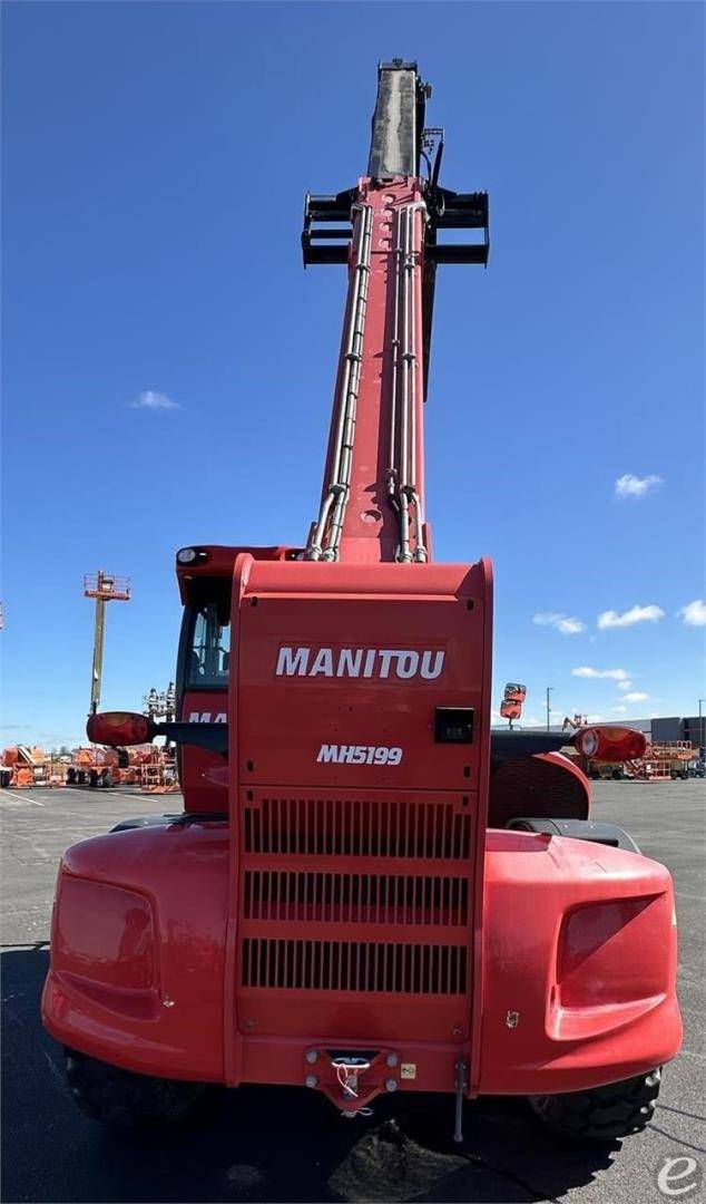 2021 Manitou MHT10130