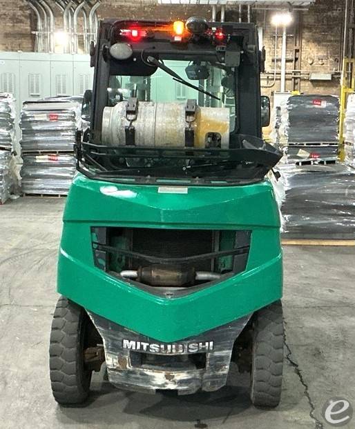 2020 Mitsubishi FG40N1