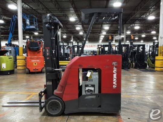 2017 Raymond 425 C40TT Electric Forklift - 123Forklift
