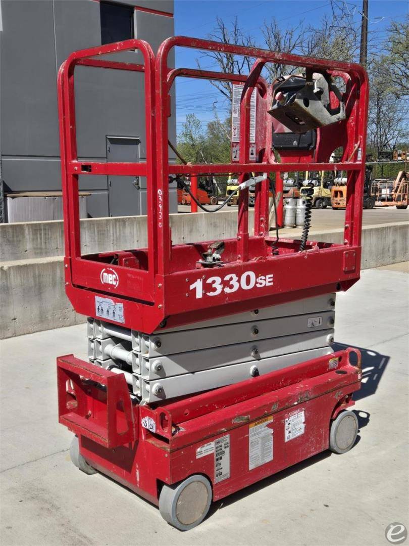 2019 MEC 1330SE Electric Scissor Lift - 123Forklift