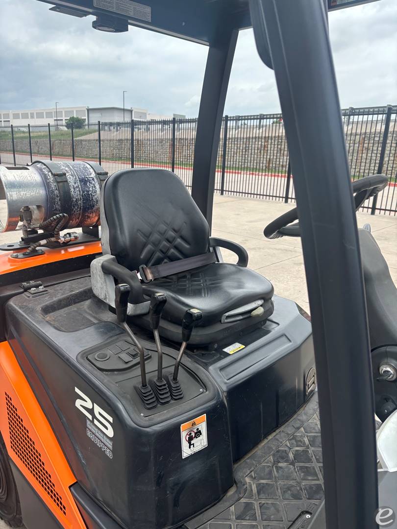 2021 Doosan G25N-7