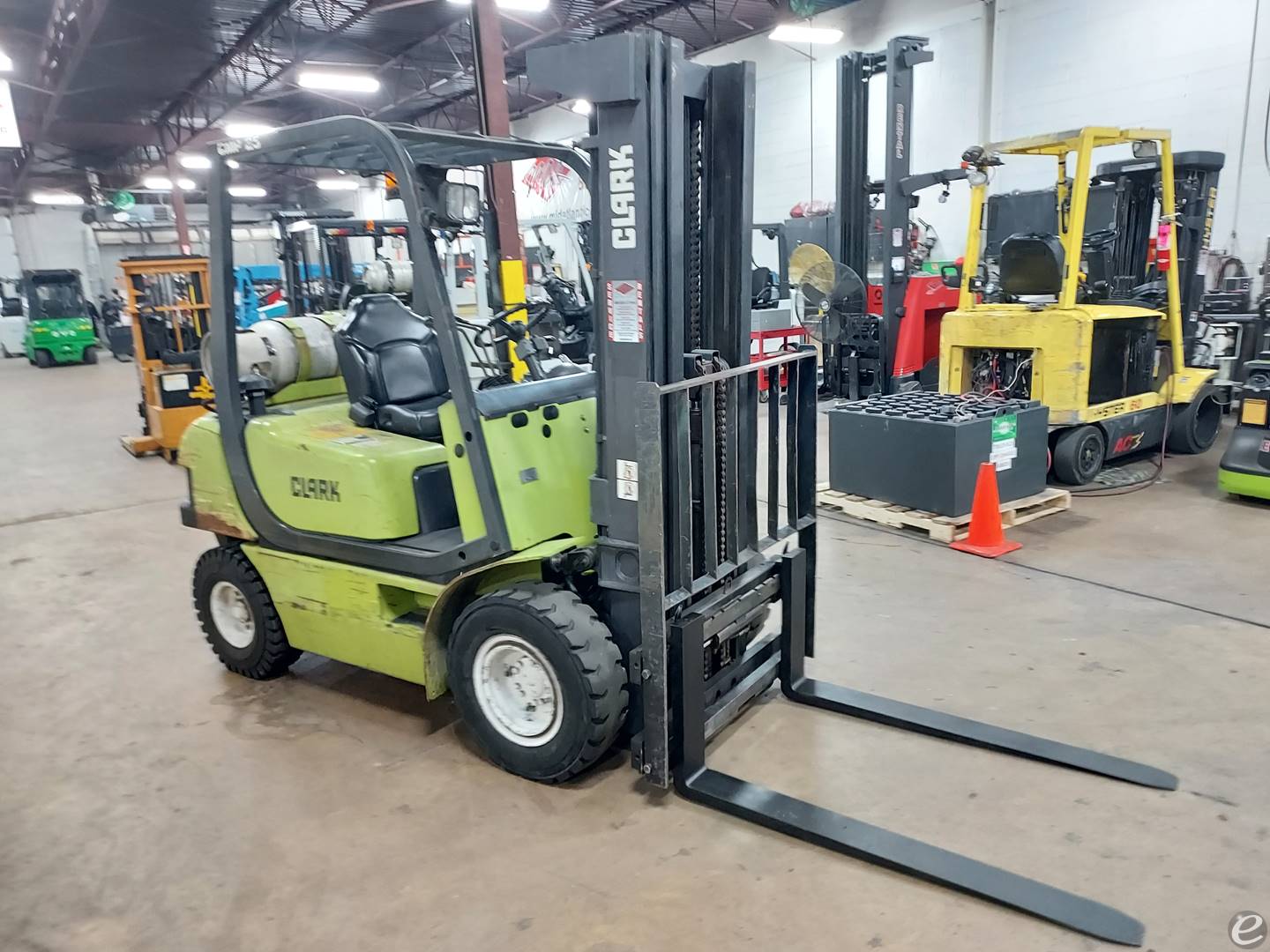 1998 Clark CMP25 LP Gas Forklift - 123Forklift