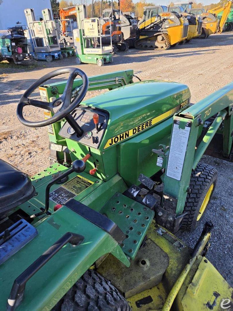 1996 John Deere 755
