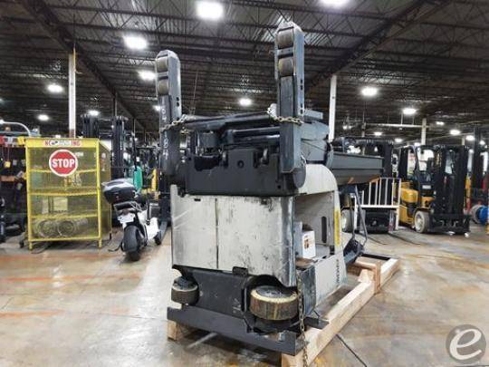 2017 Crown RMD6025-32 Electric Reach Truck - 123Forklift
