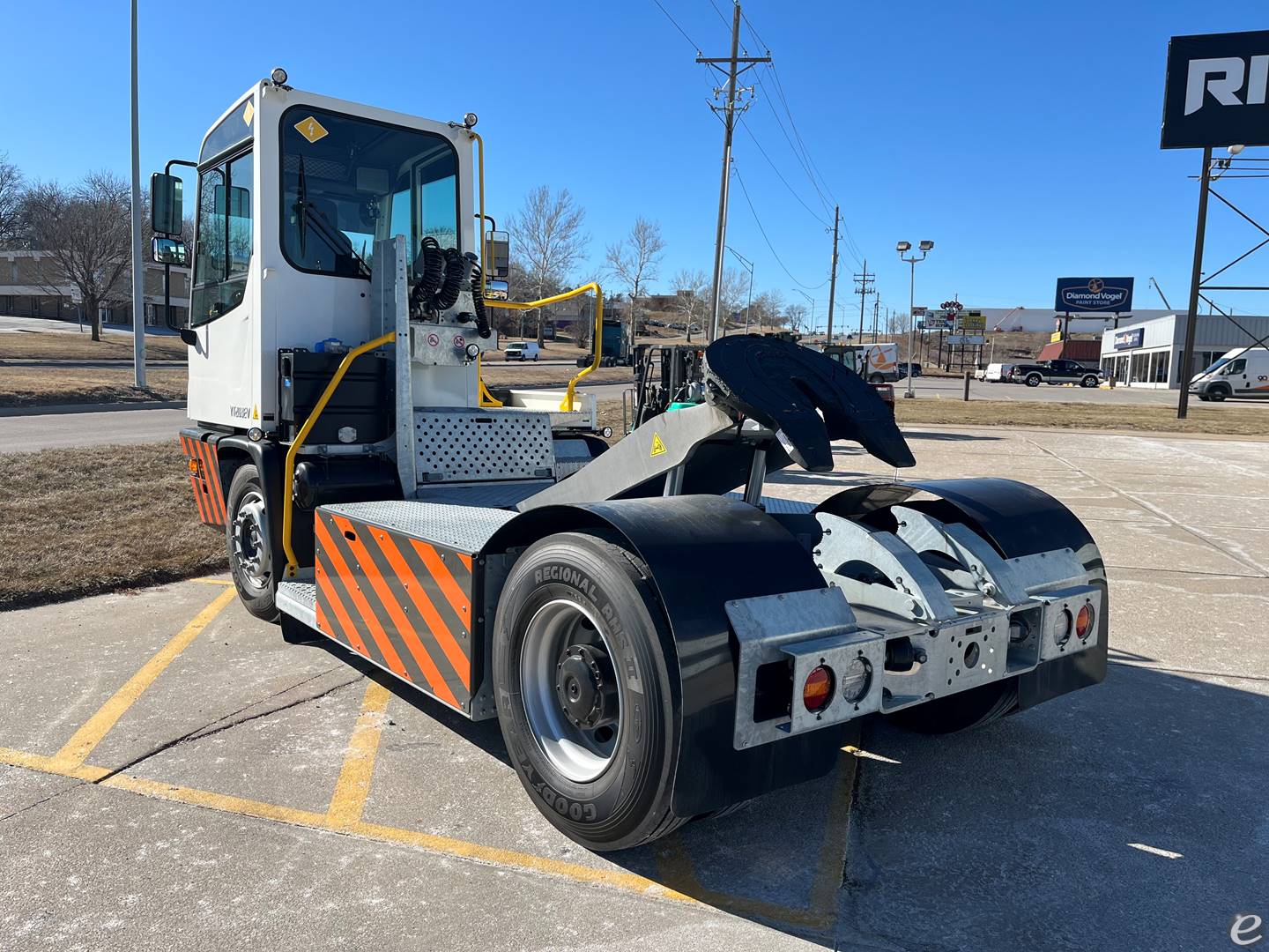 2024 Terberg YT203