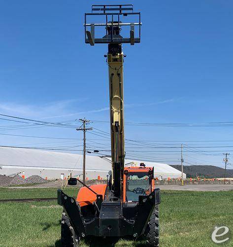 2026 JLG 1055