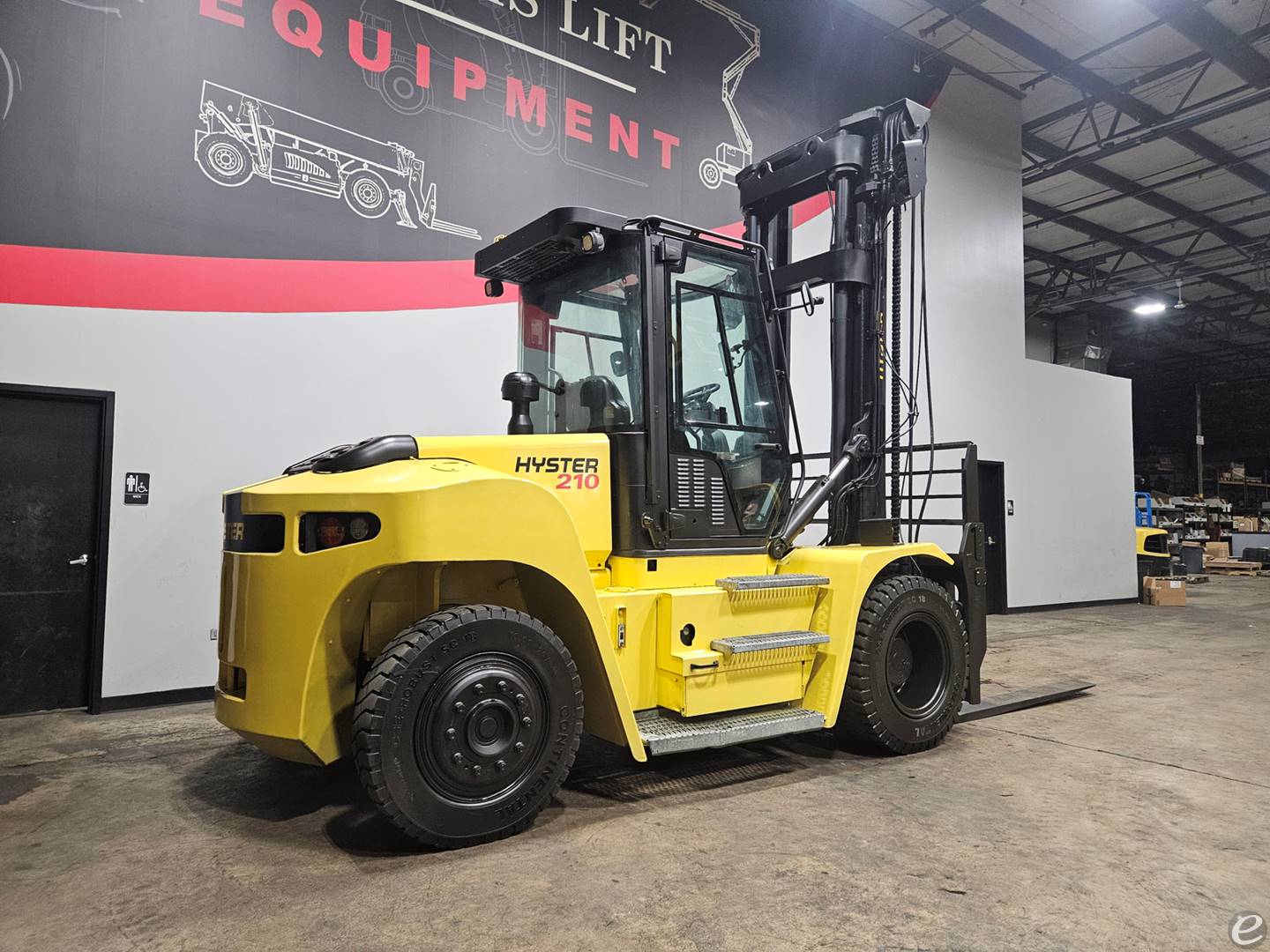 2022 Hyster H210XD