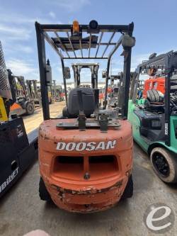 2017 Doosan G25E-5
