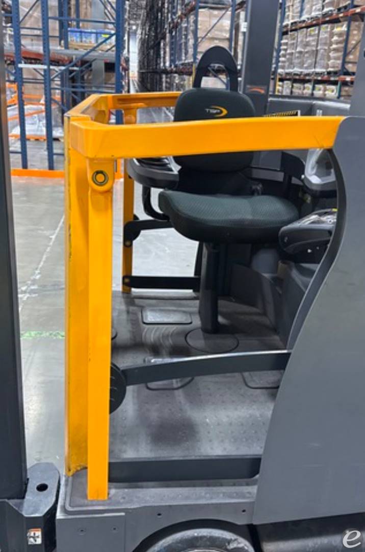 2018 Crown TSP6500-33