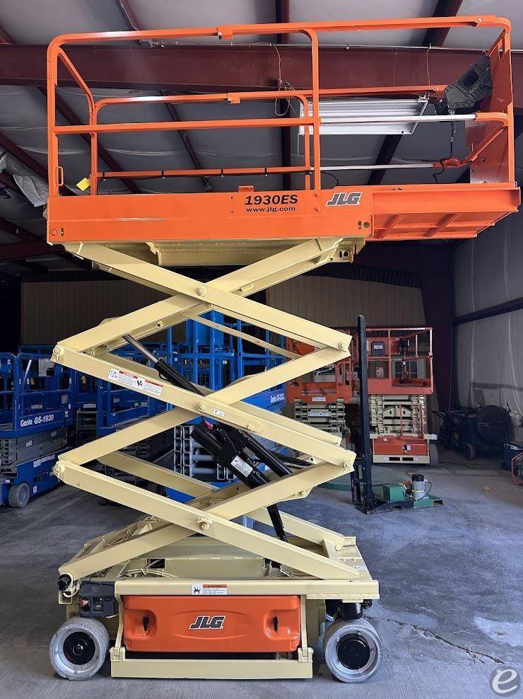 2016 JLG 1930ES