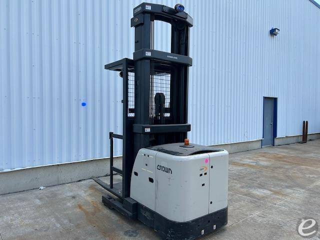 2021 Crown SP3520-30