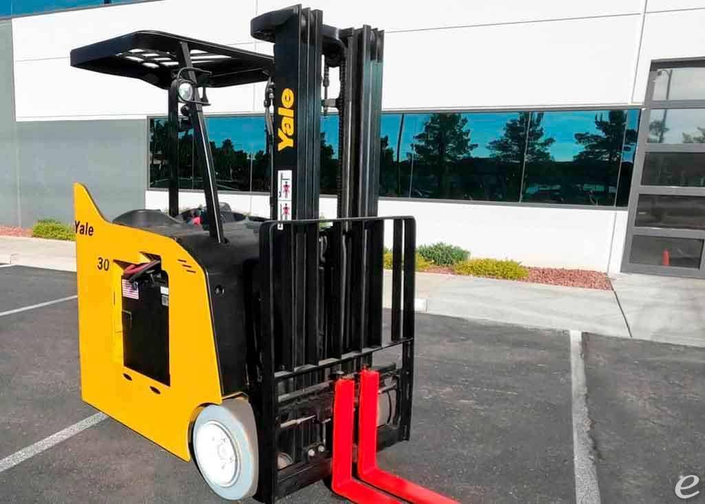 2020 Yale ESC030AD Electric Forklift - 123Forklift