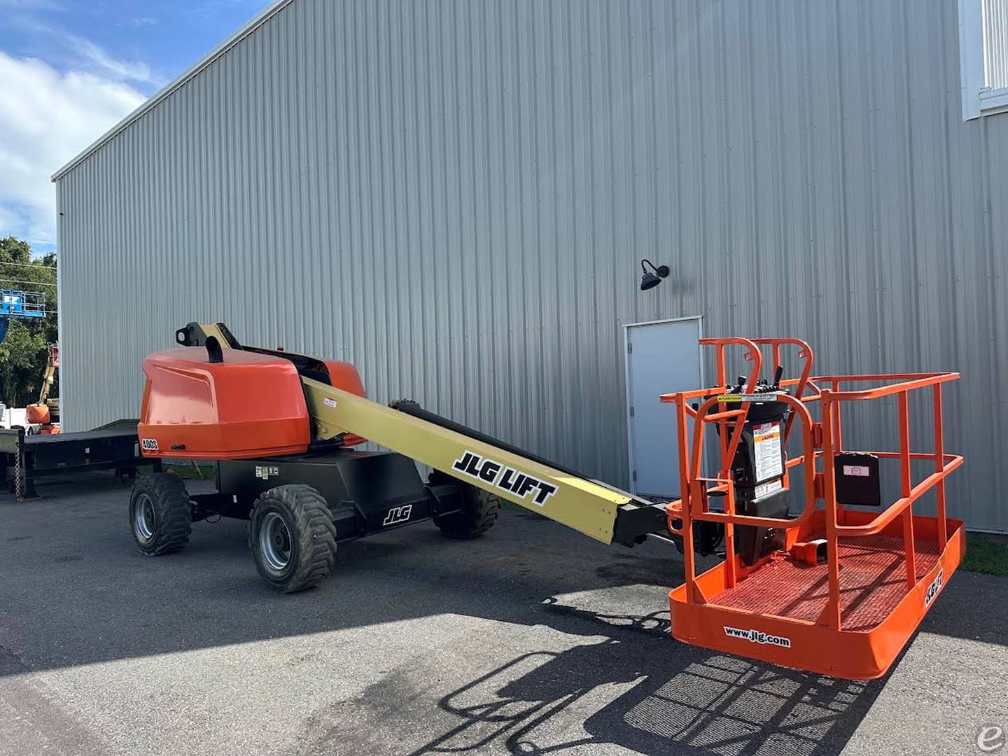 2015 JLG 400S